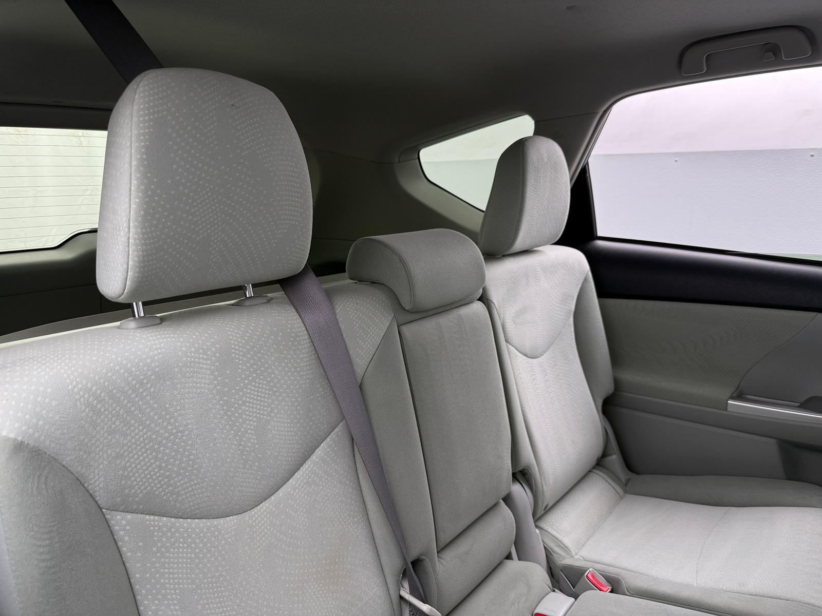 Thumbnail: 2013 Toyota Prius v - 6