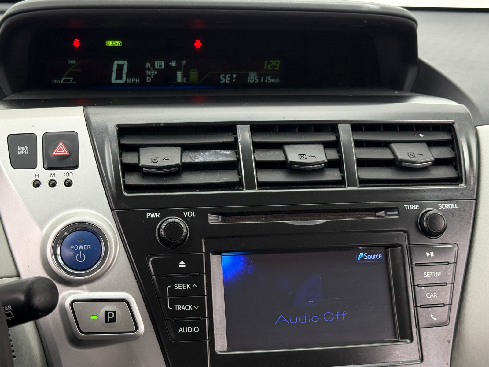 Thumbnail: 2013 Toyota Prius v - 4