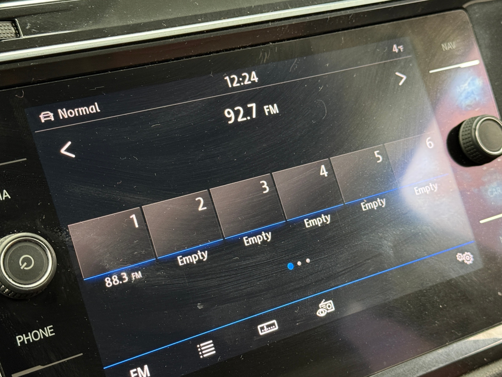 Thumbnail: 2019 Volkswagen Tiguan - 3