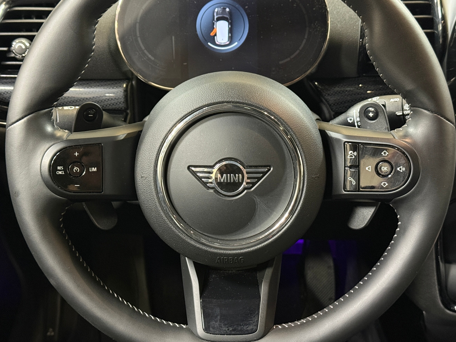 Thumbnail: 2022 MINI Cooper Clubman - 4