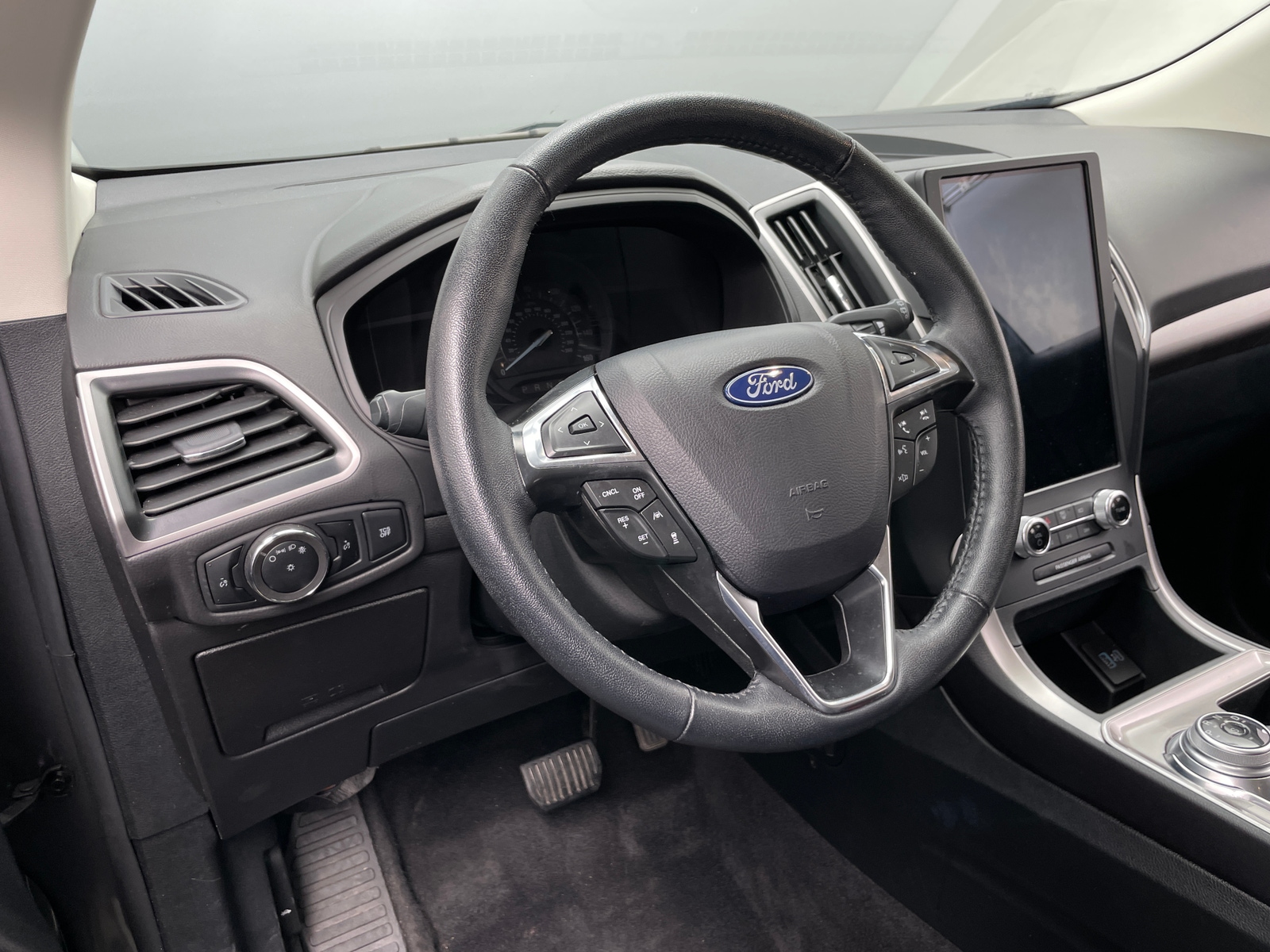 Thumbnail: 2024 Ford Edge - 4