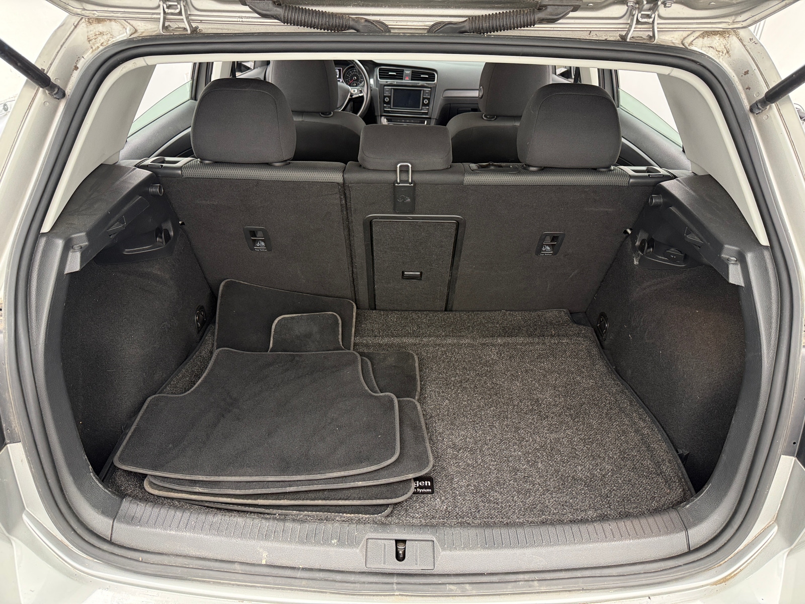 Thumbnail: 2018 Volkswagen Golf - 7