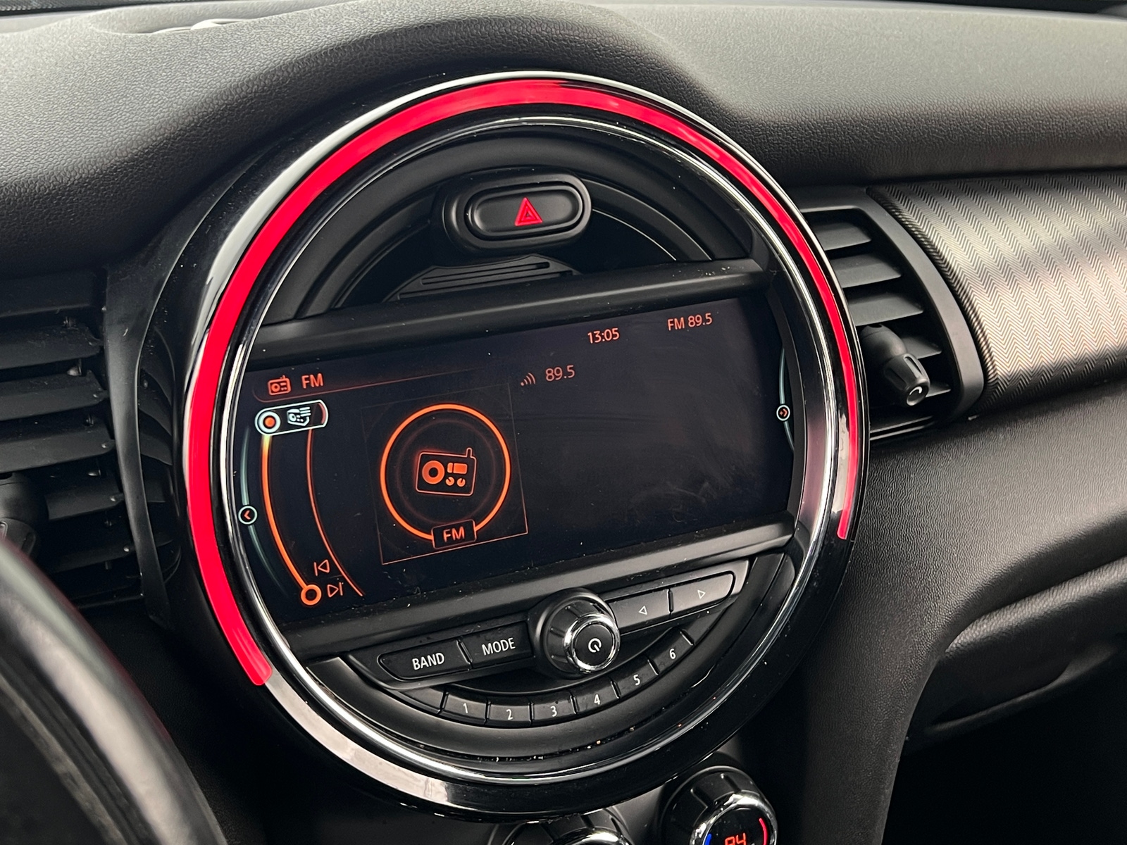 Thumbnail: 2017 MINI Cooper Hardtop - 3