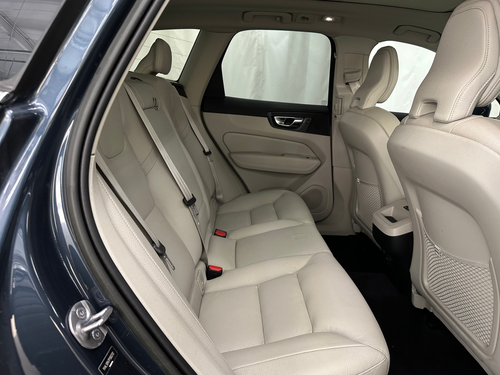 Thumbnail: 2023 Volvo XC60 - 6