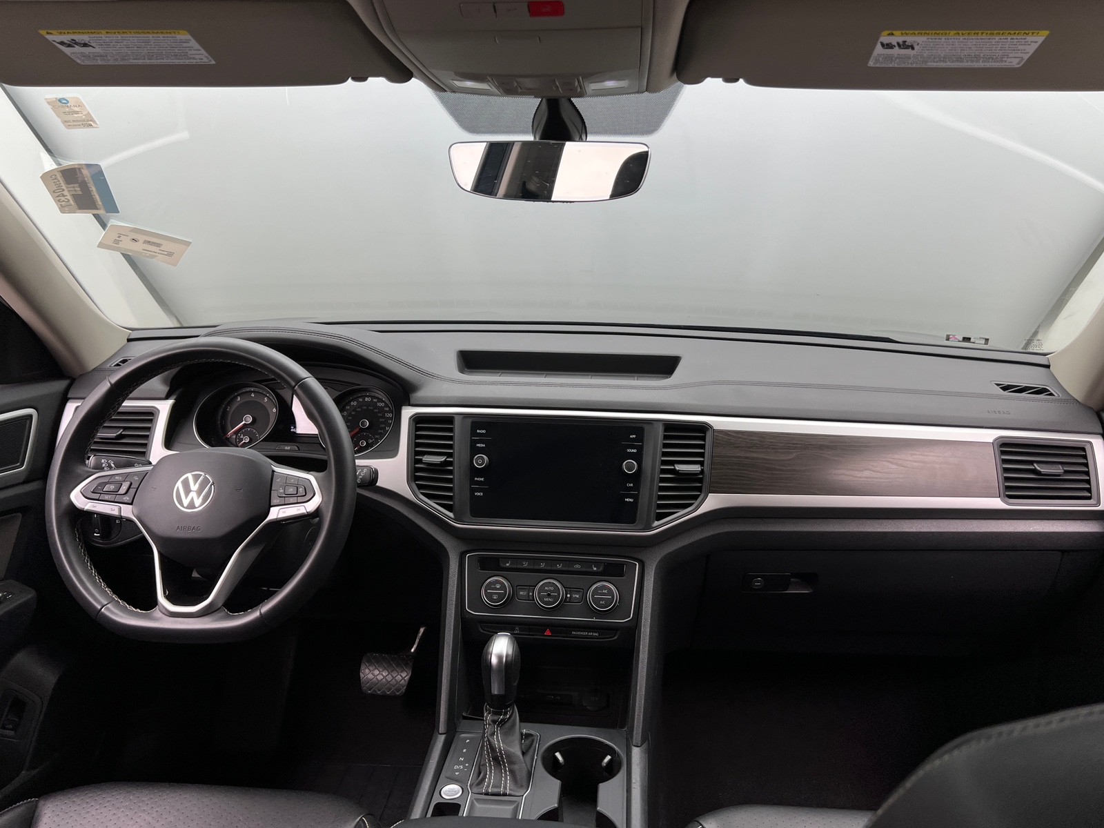 Thumbnail: 2021 Volkswagen Atlas - 3