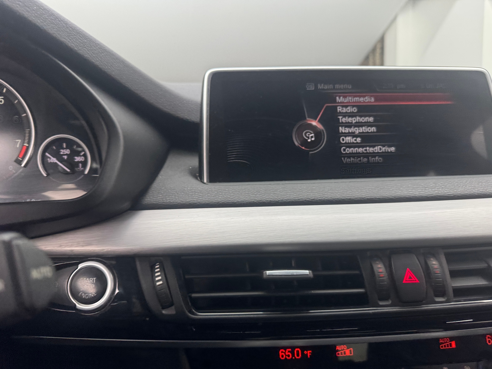 Thumbnail: 2014 BMW X5 - 3