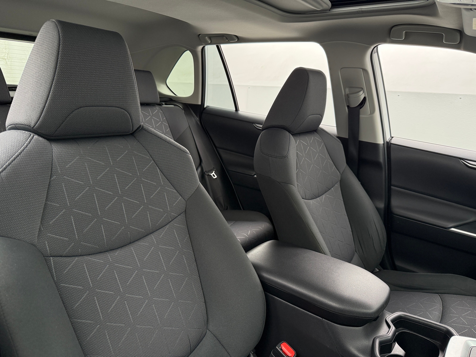 Thumbnail: 2019 Toyota RAV4 - 2