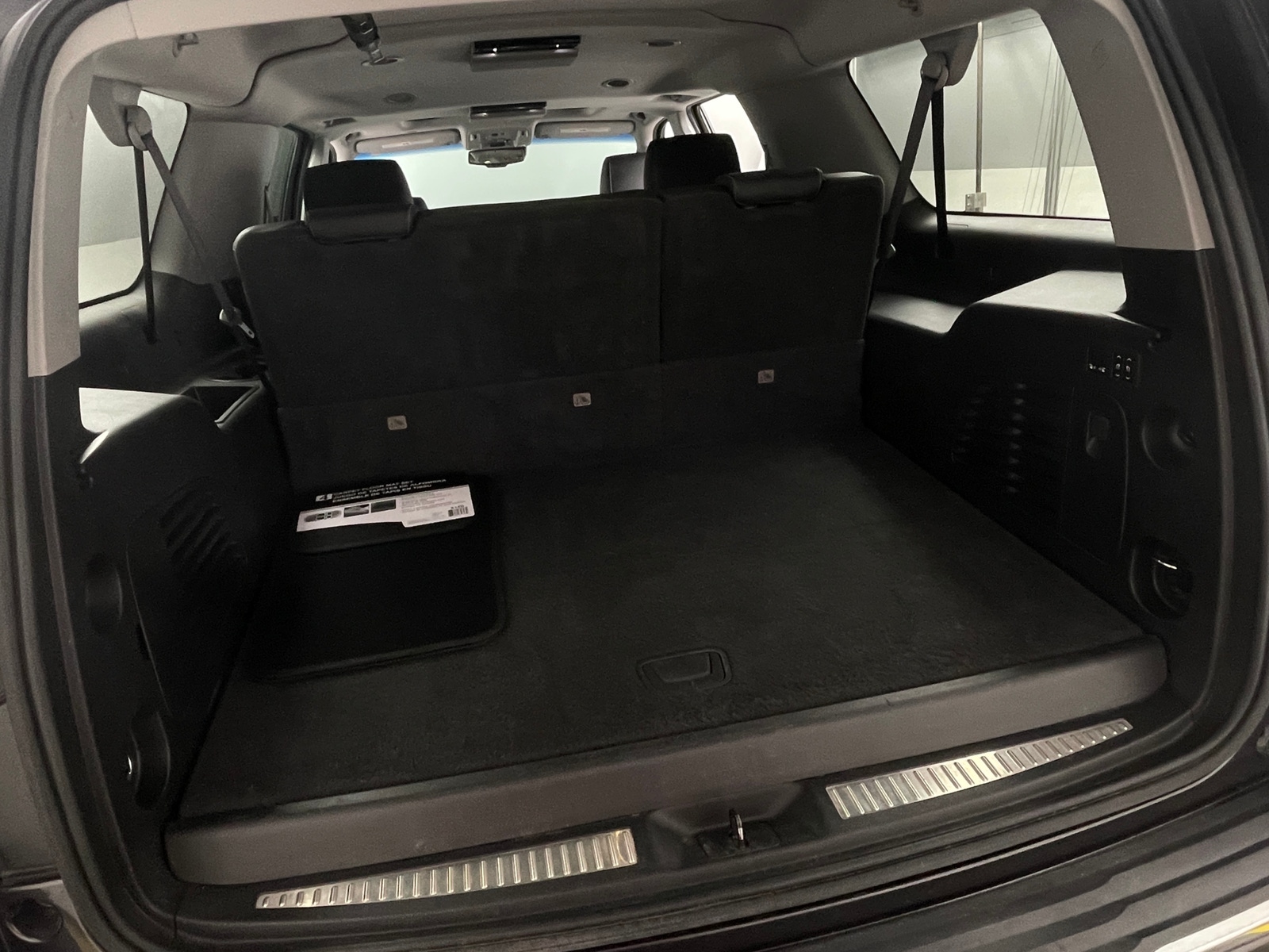 Thumbnail: 2018 Chevrolet Suburban - 6