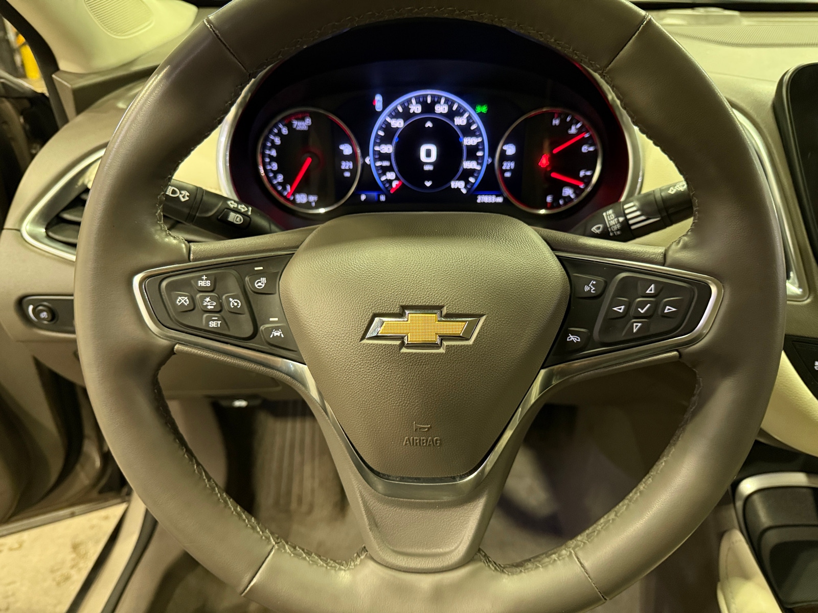 Thumbnail: 2024 Chevrolet Malibu - 4