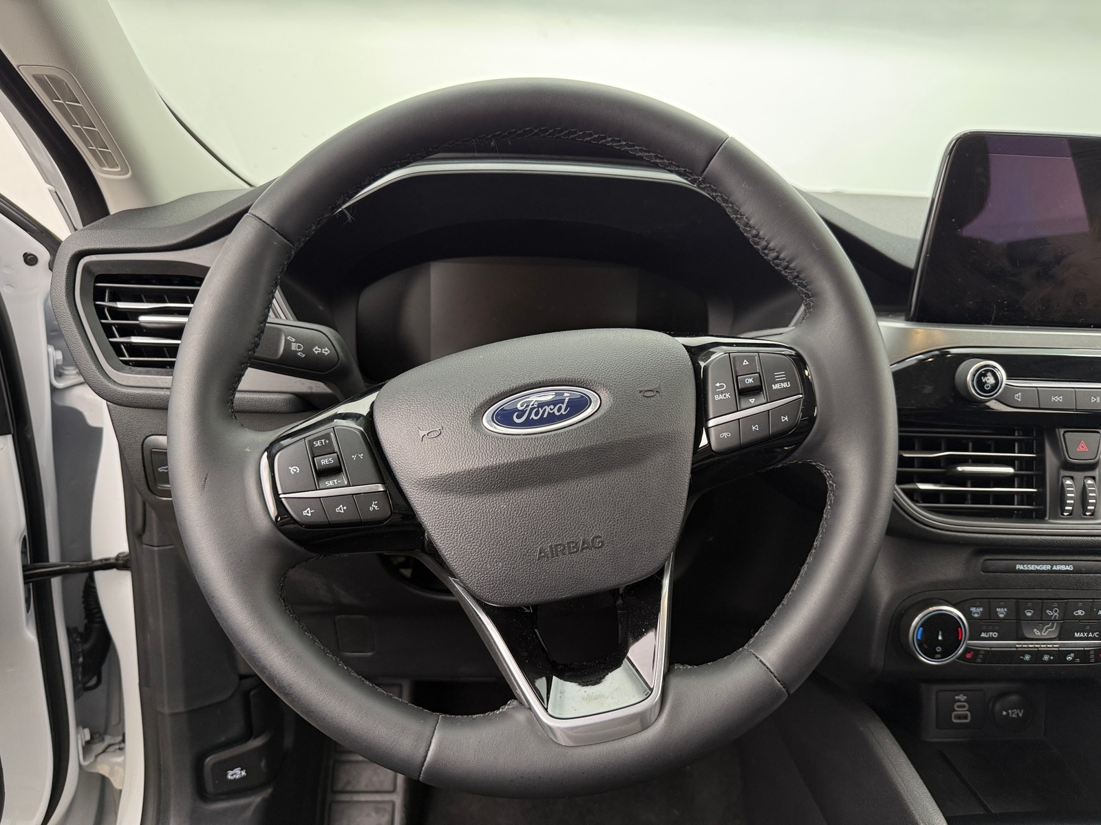 Thumbnail: 2024 Ford Escape - 5