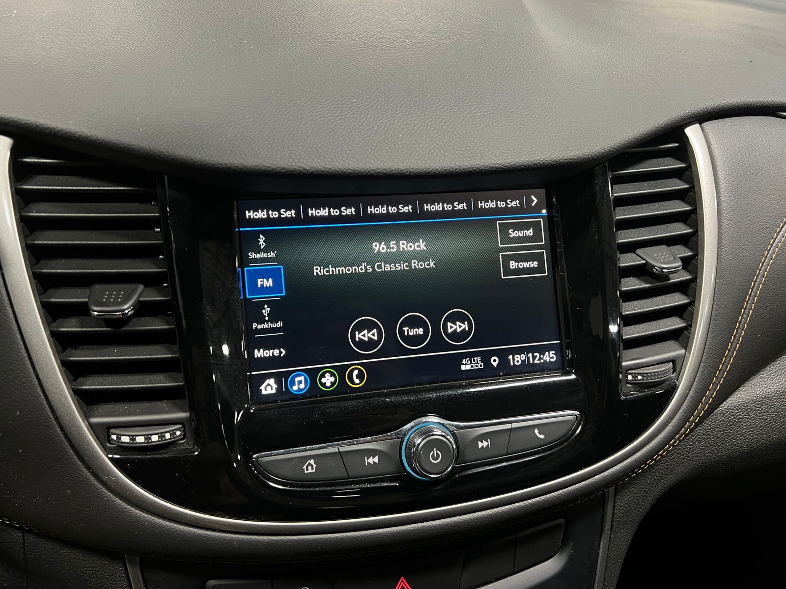 Thumbnail: 2019 Chevrolet Trax - 4