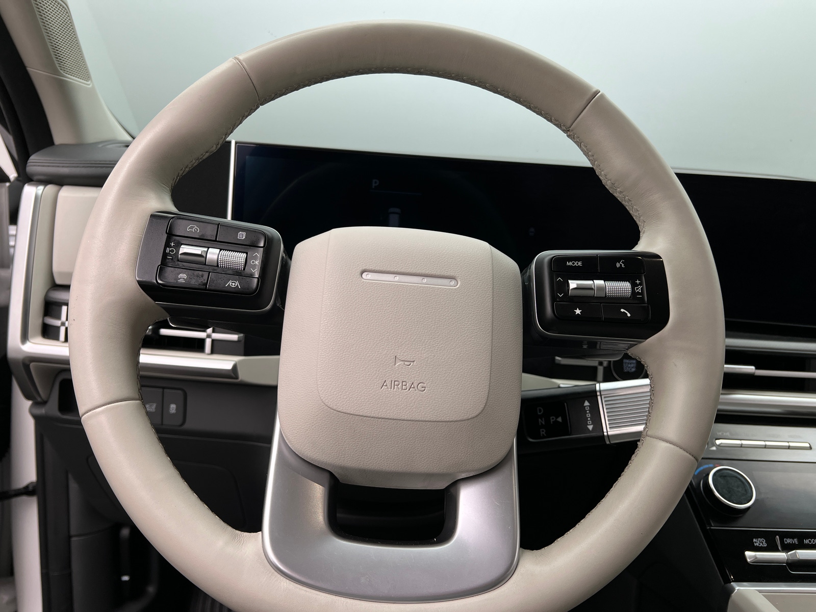 Thumbnail: 2025 Hyundai Santa Fe - 4