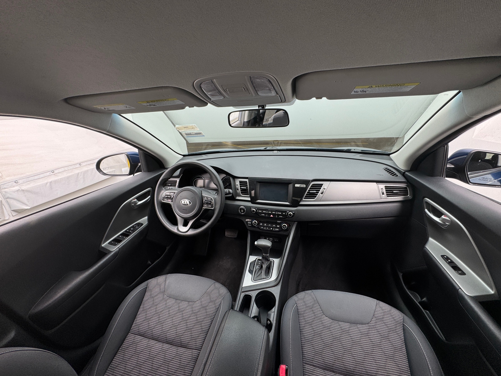 Thumbnail: 2019 Kia Niro - 3