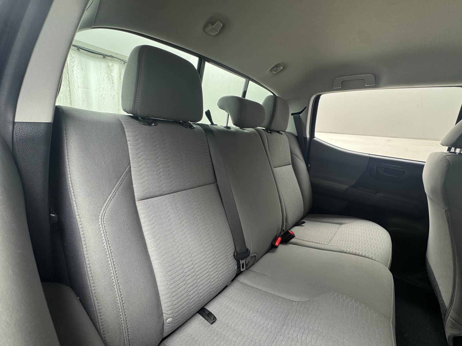 Thumbnail: 2017 Toyota Tacoma - 6