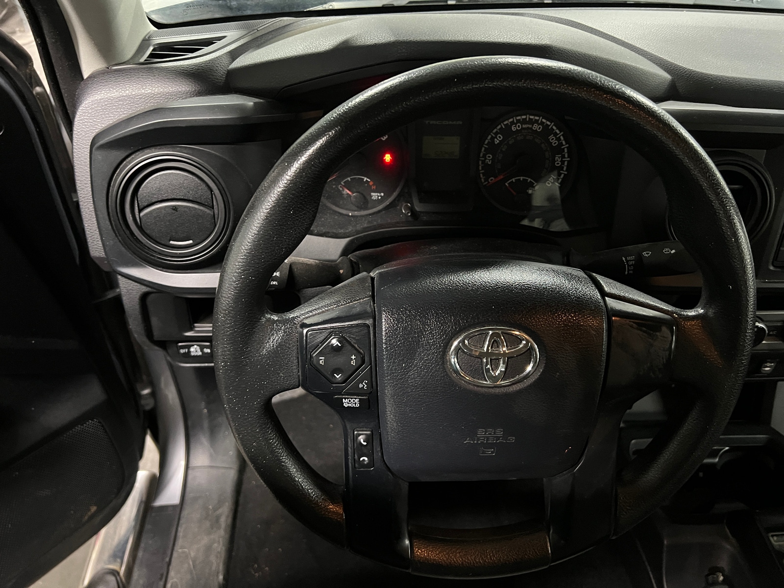 Thumbnail: 2017 Toyota Tacoma - 5