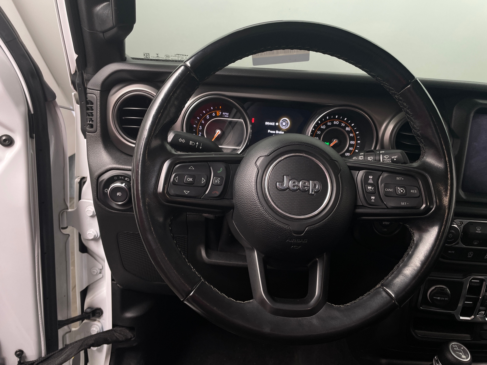 Thumbnail: 2021 Jeep Wrangler - 5