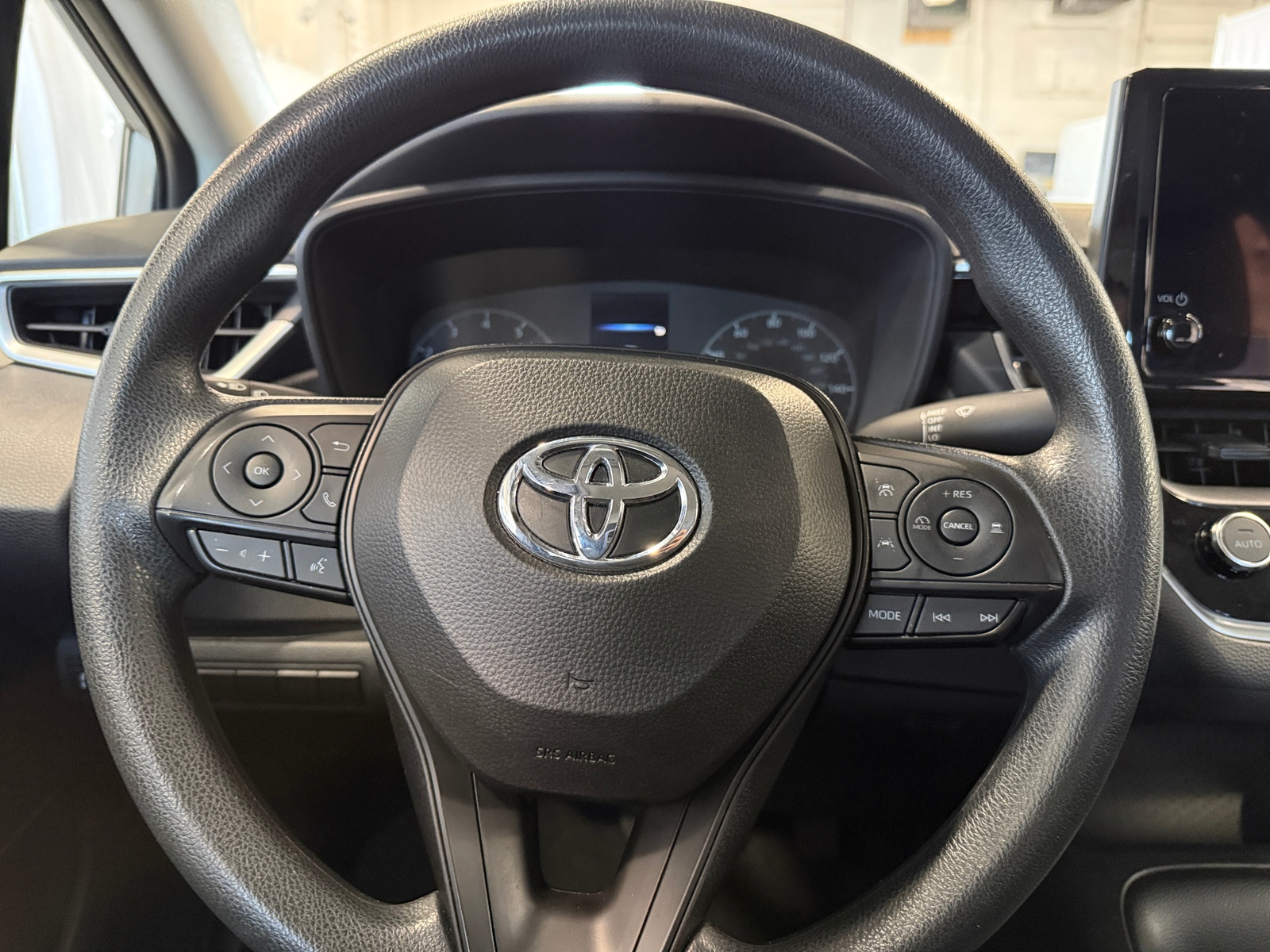 Thumbnail: 2024 Toyota Corolla - 5