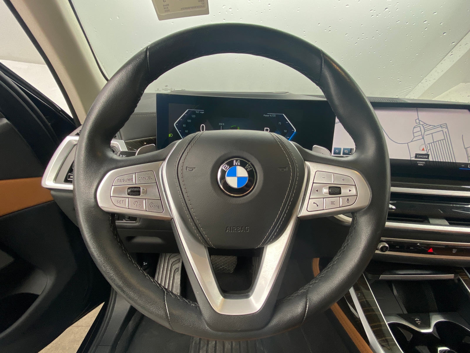 Thumbnail: 2023 BMW X7 - 4