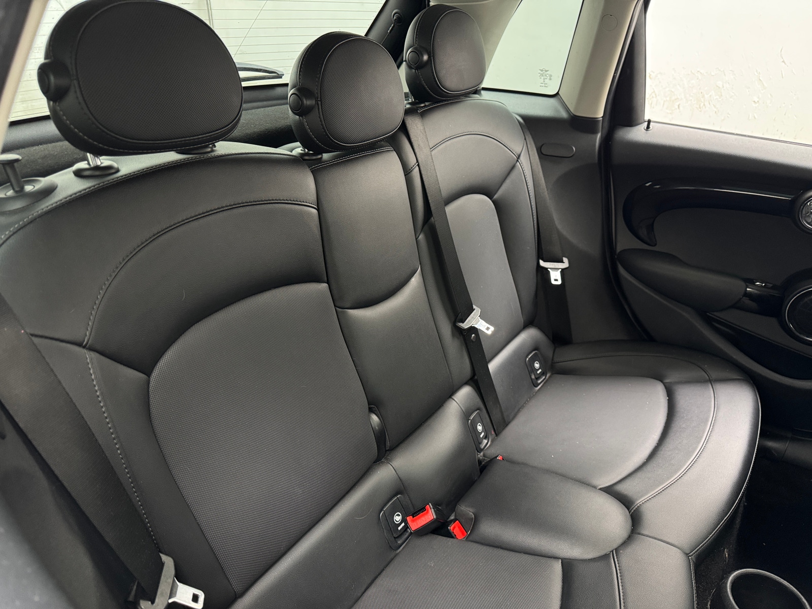 Thumbnail: 2017 MINI Cooper Hardtop - 5