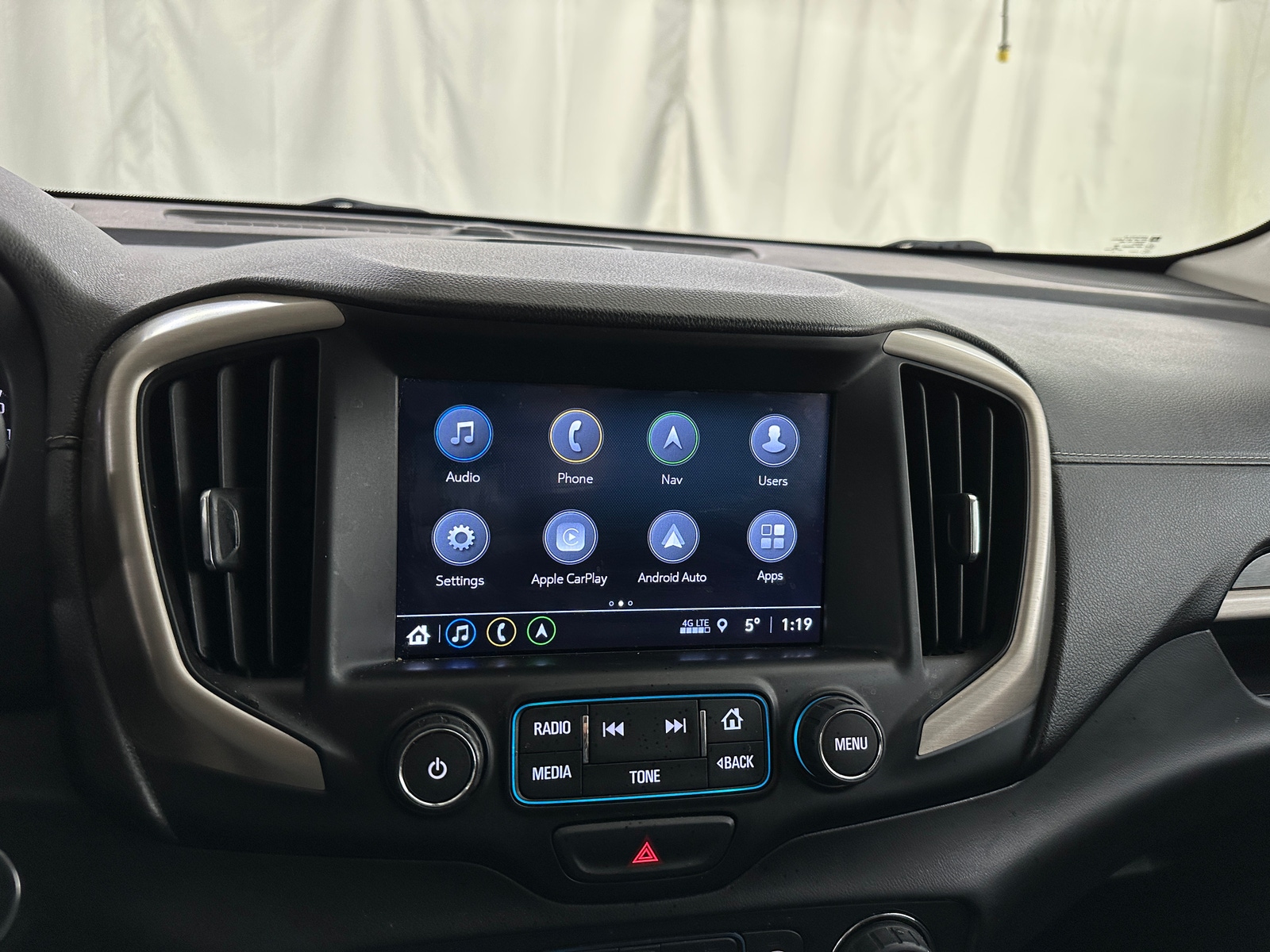 Thumbnail: 2018 GMC Terrain - 3