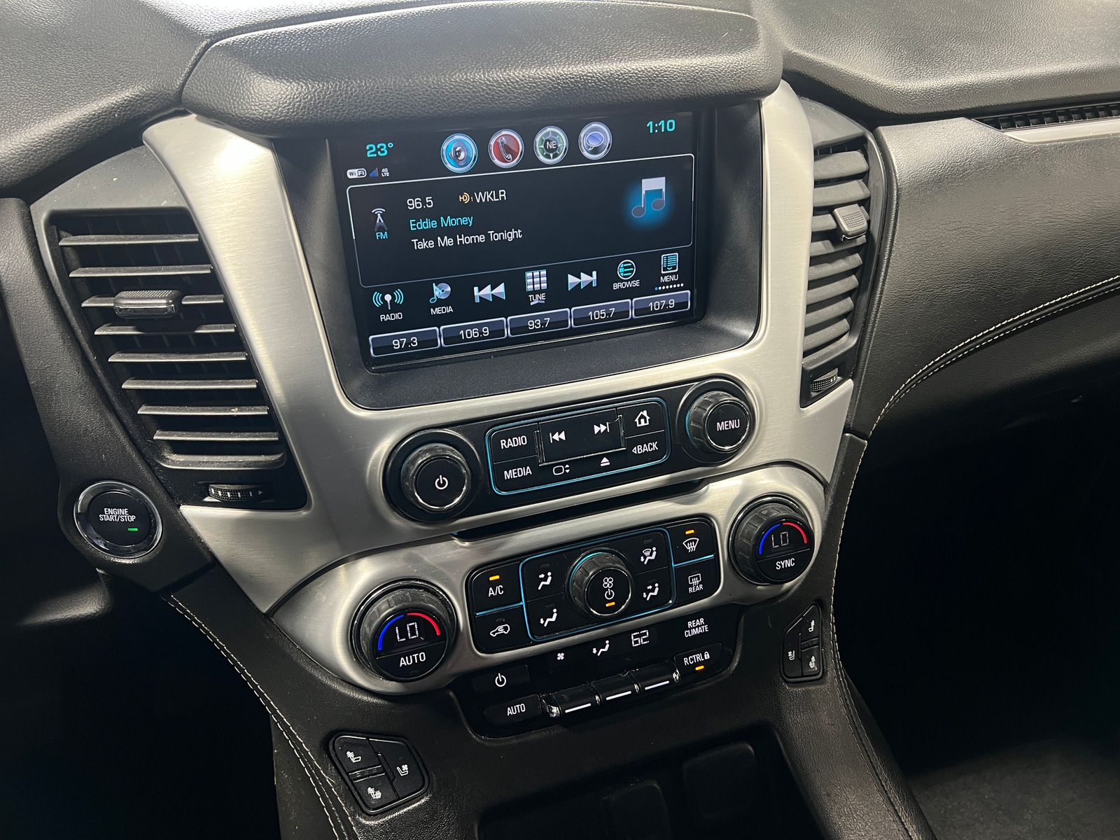 Thumbnail: 2020 GMC Yukon XL - 3