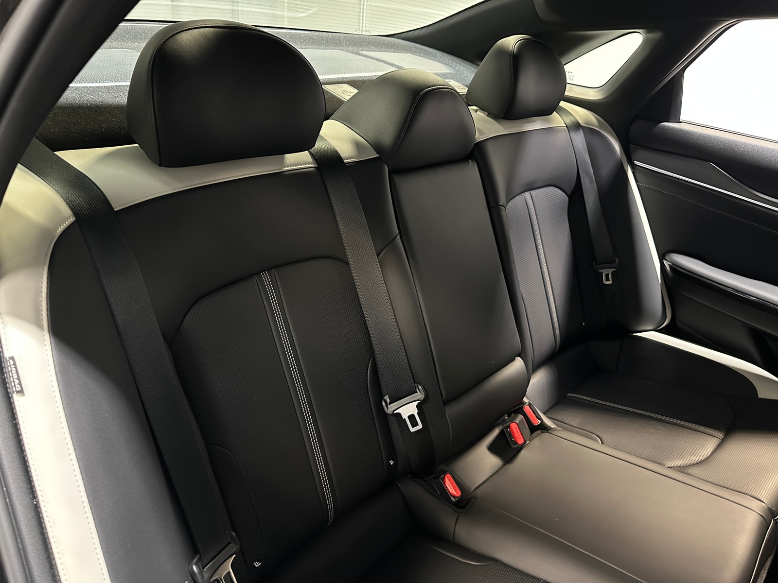 Thumbnail: 2025 Kia K5 - 5