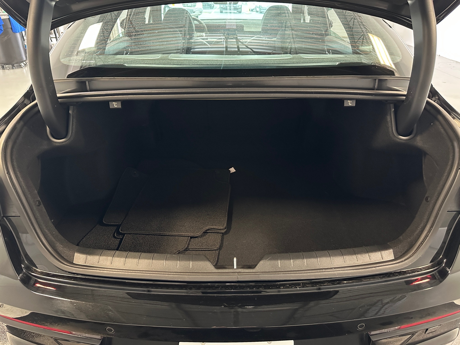 Thumbnail: 2025 Kia K5 - 6