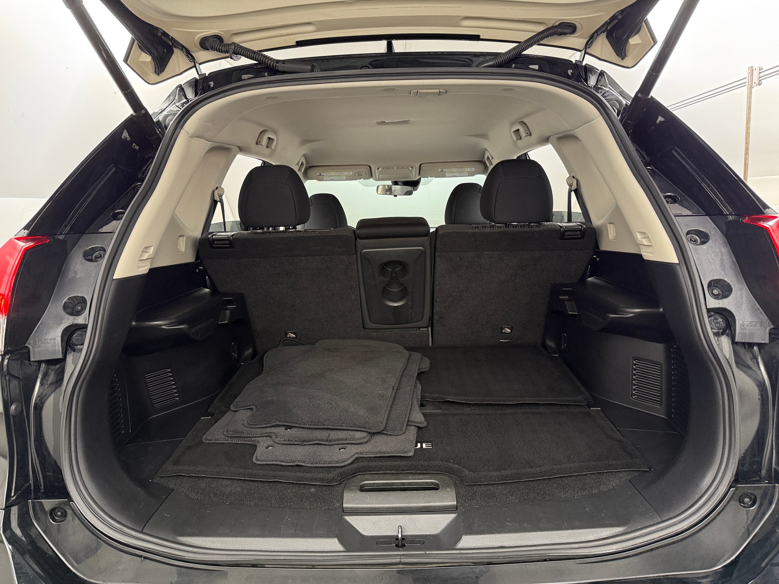 Thumbnail: 2020 Nissan Rogue - 7