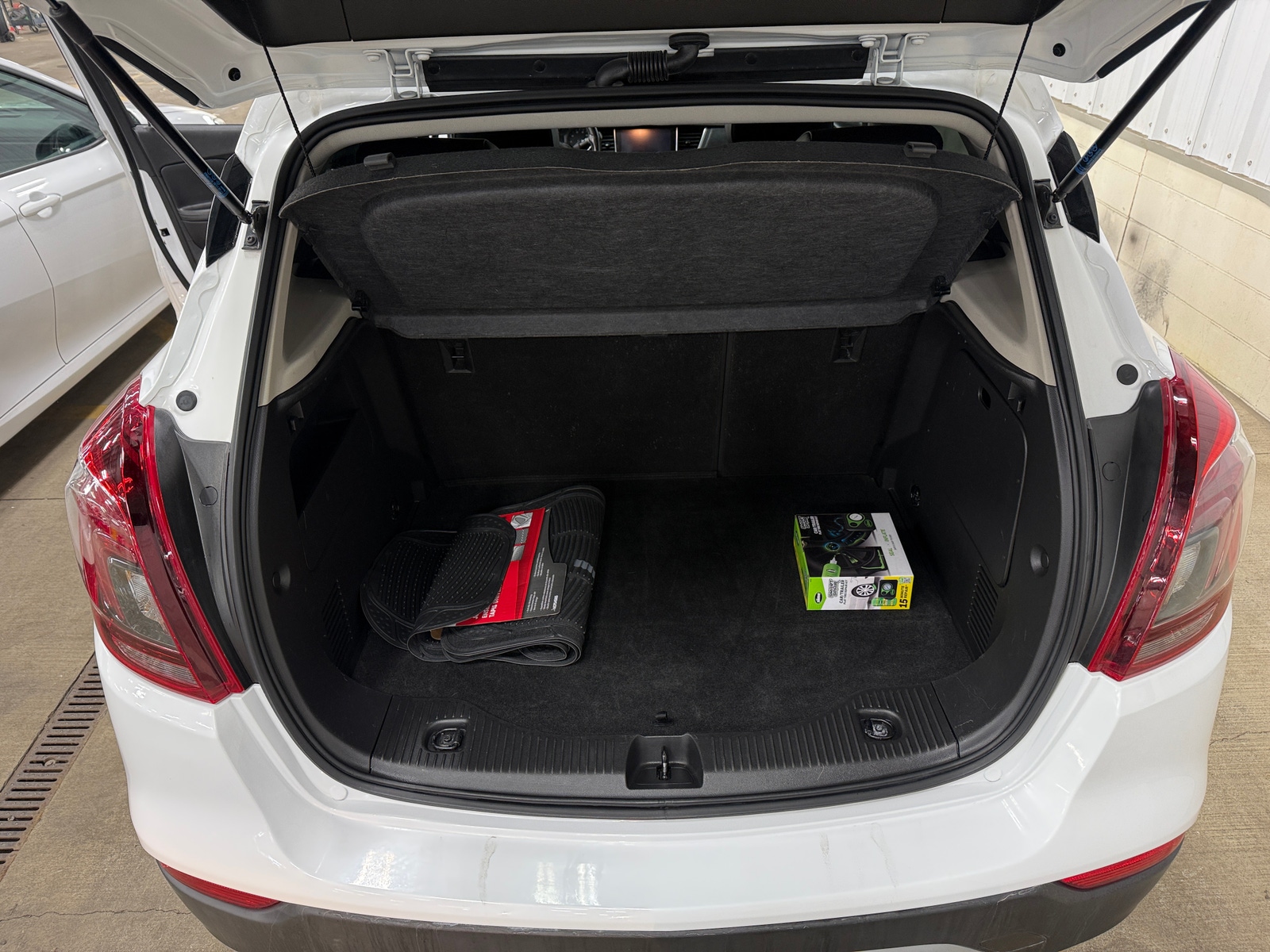 Thumbnail: 2020 Buick Encore - 7