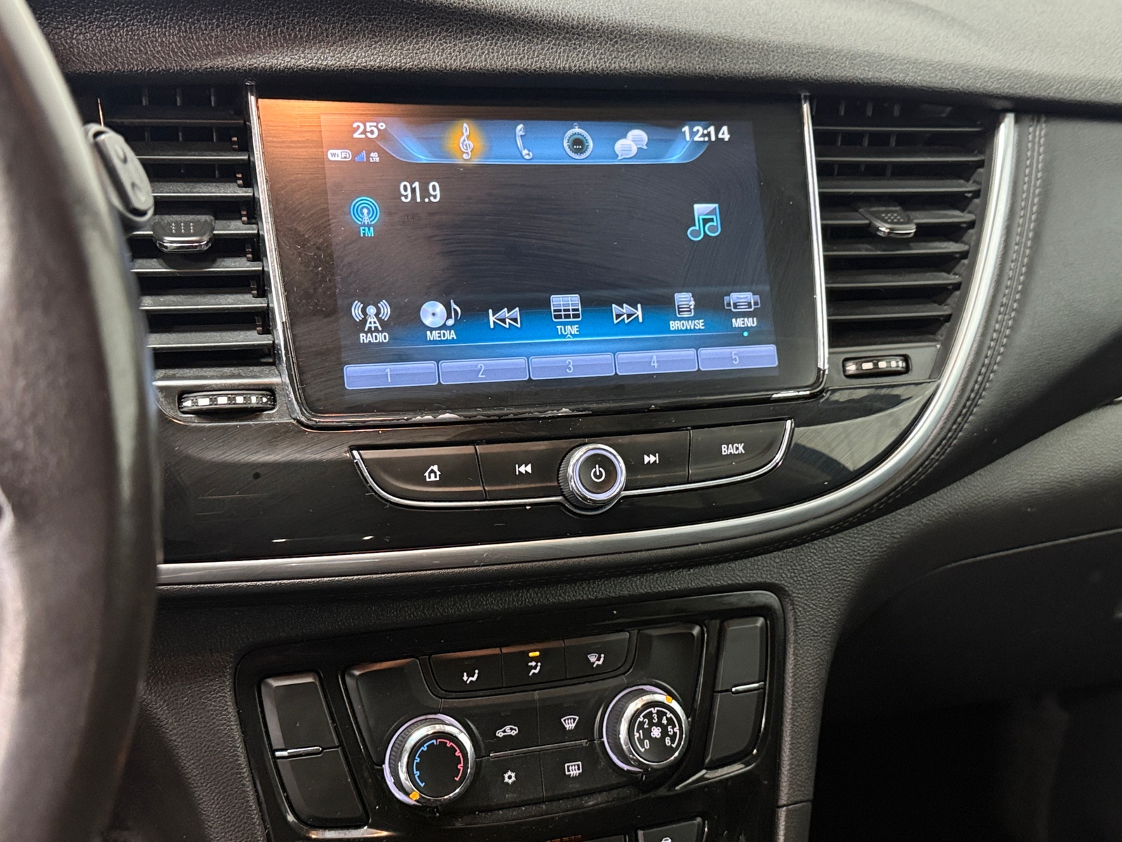 Thumbnail: 2020 Buick Encore - 4