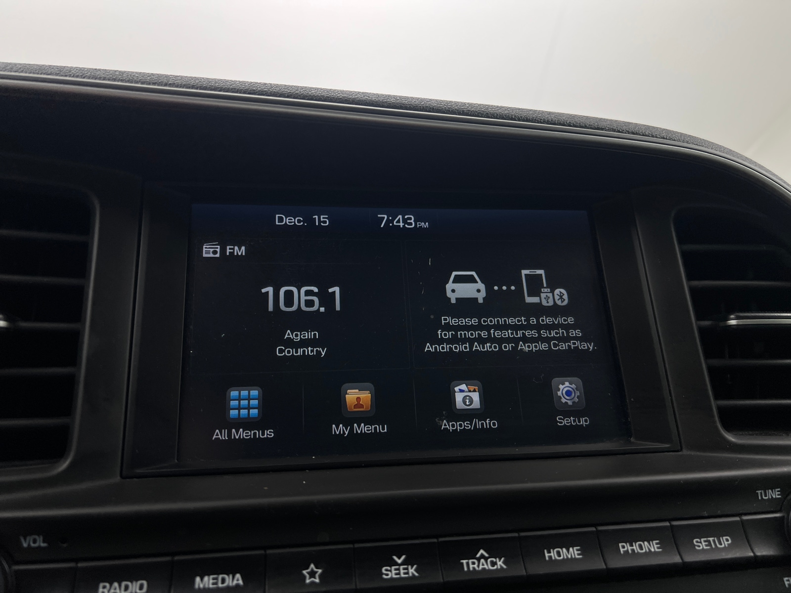 Thumbnail: 2020 Hyundai Elantra - 4