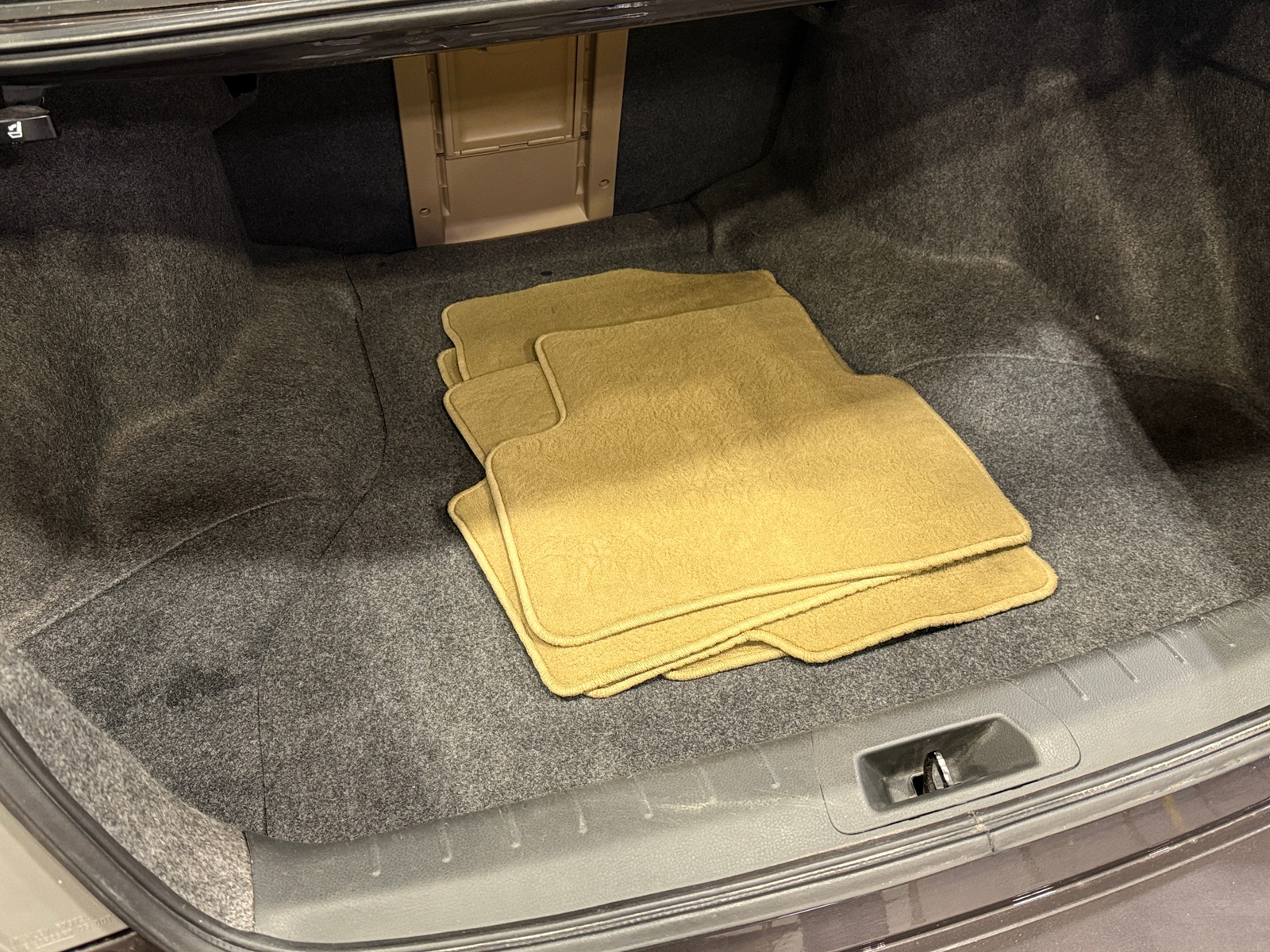 Thumbnail: 2011 Honda Accord - 6