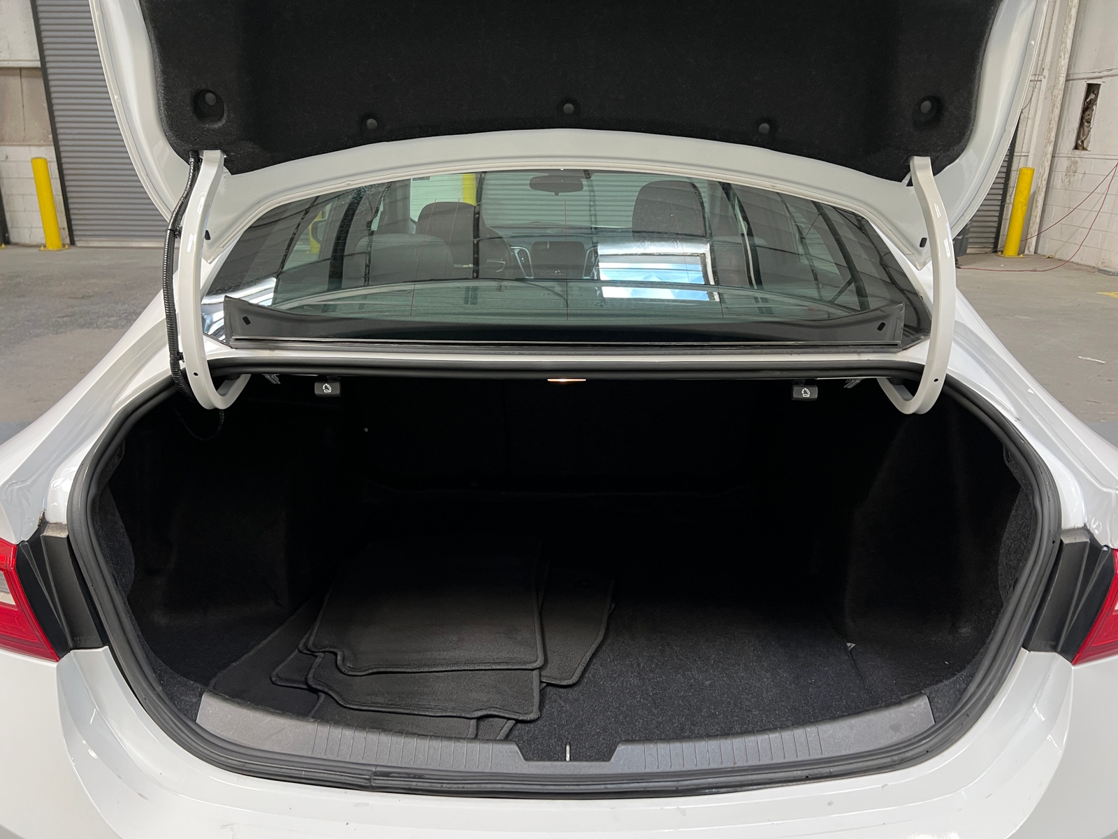 Thumbnail: 2024 Chevrolet Malibu - 7