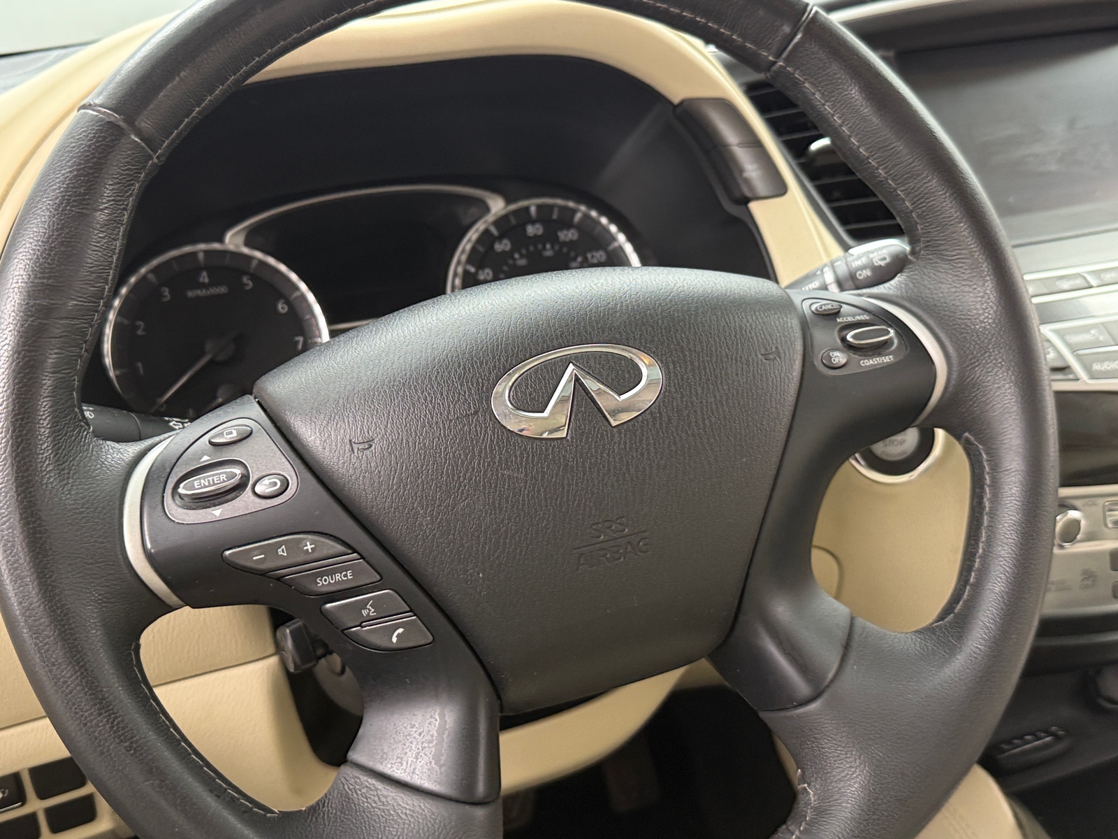Thumbnail: 2019 INFINITI QX60 - 4