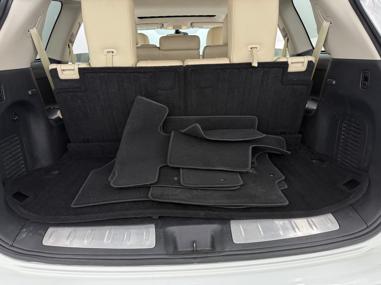 Thumbnail: 2019 INFINITI QX60 - 6