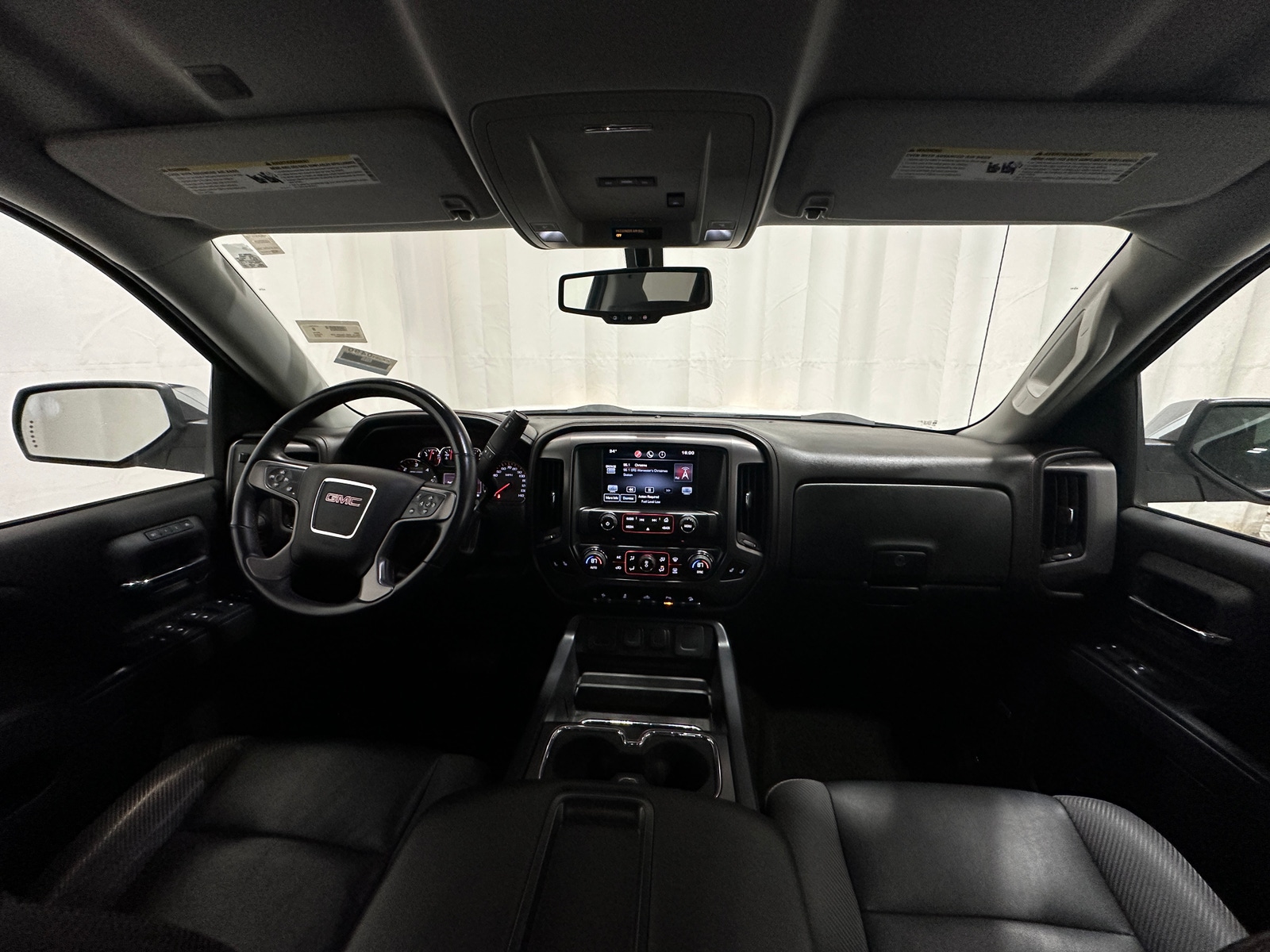 Thumbnail: 2015 GMC Sierra 1500 - 2