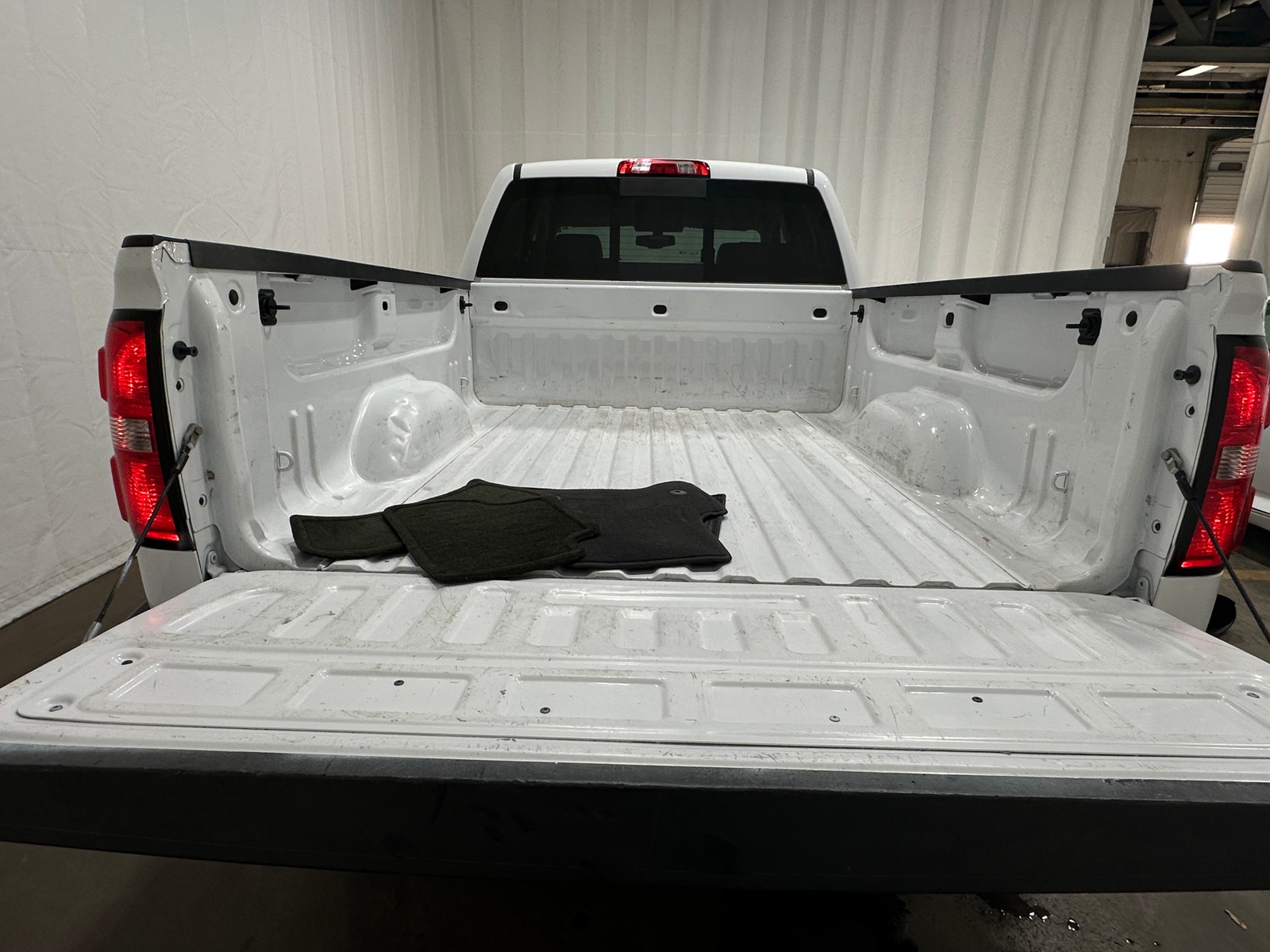 Thumbnail: 2015 GMC Sierra 1500 - 6