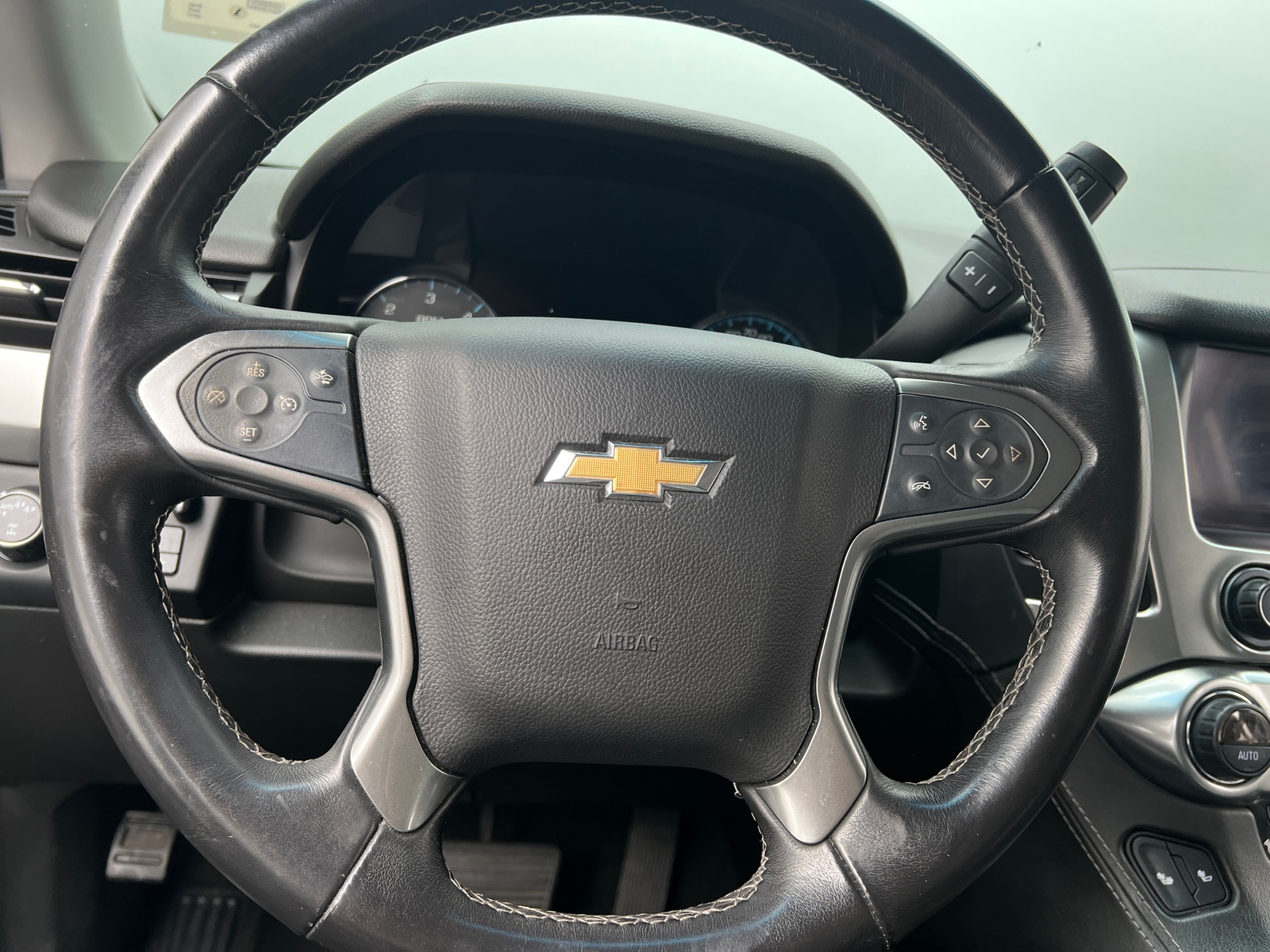 Thumbnail: 2017 Chevrolet Tahoe - 4