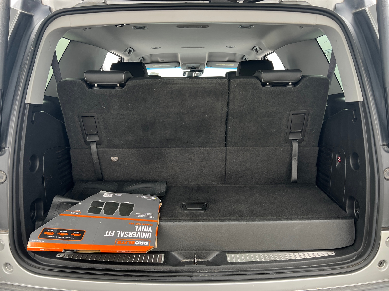 Thumbnail: 2017 Chevrolet Tahoe - 6