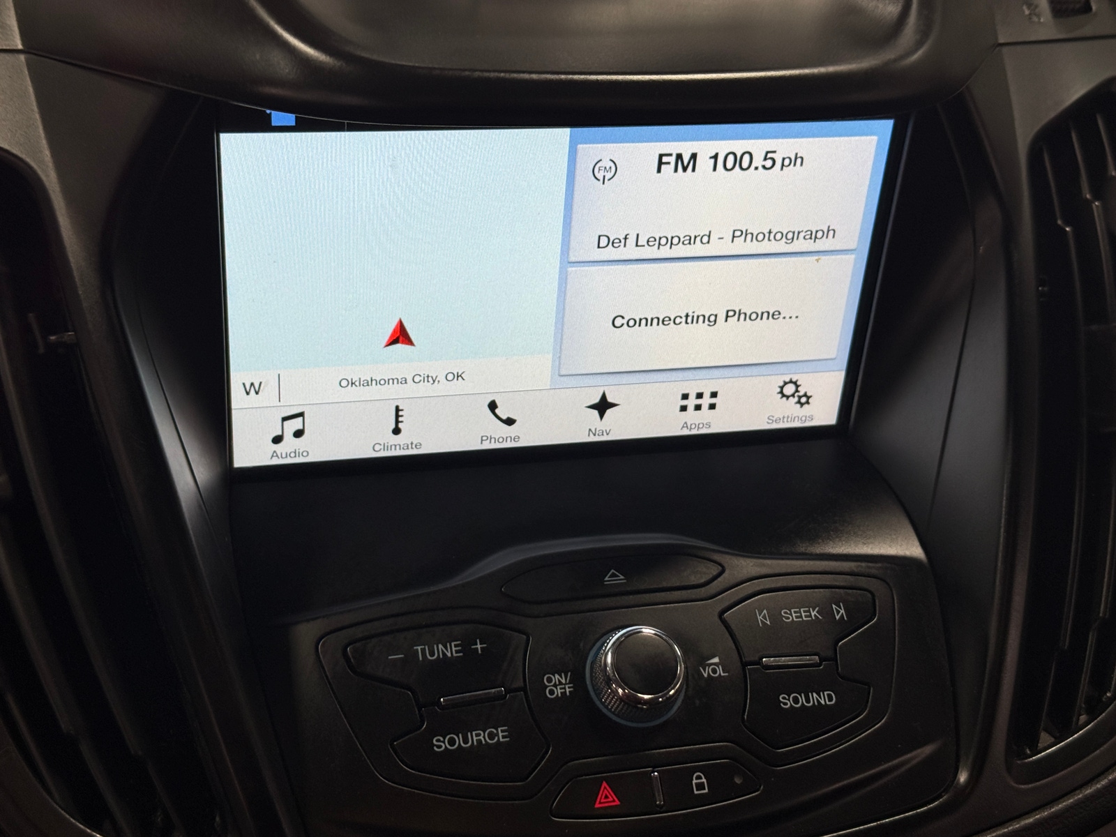 Thumbnail: 2016 Ford Escape - 3