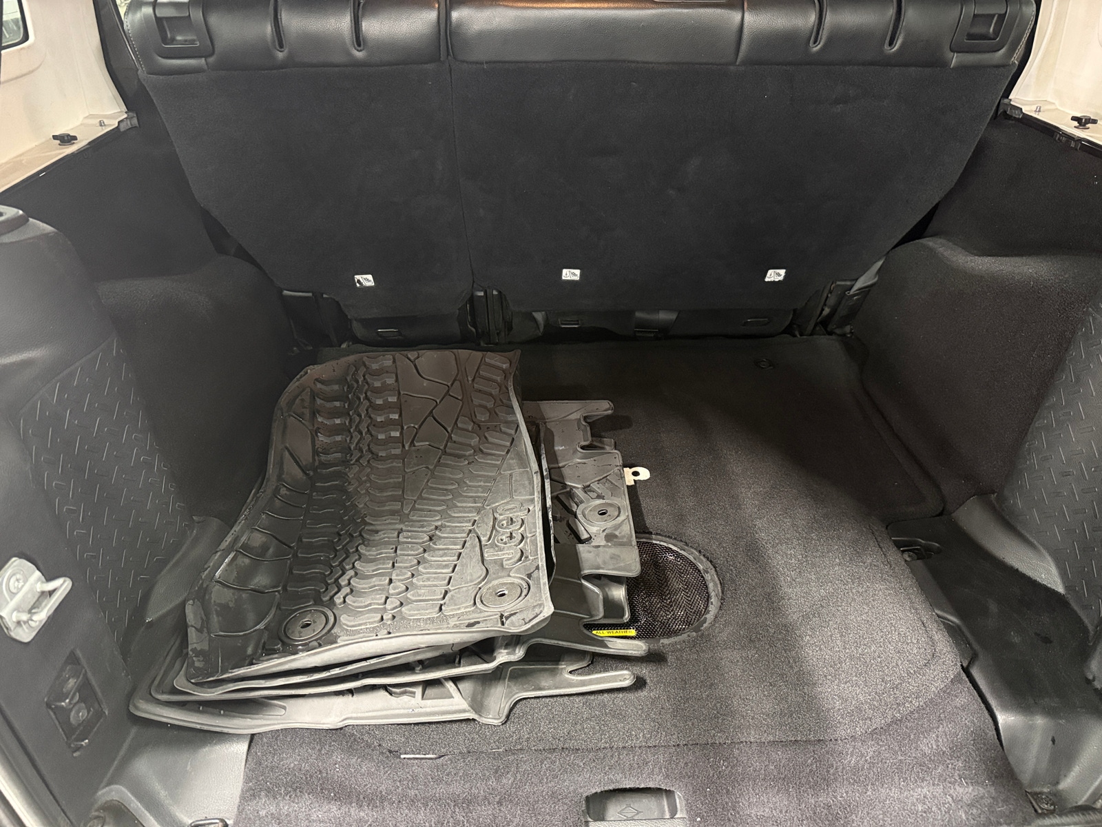 Thumbnail: 2016 Jeep Wrangler - 7