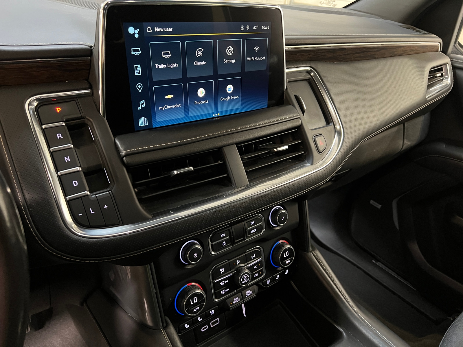 Thumbnail: 2023 Chevrolet Suburban - 3