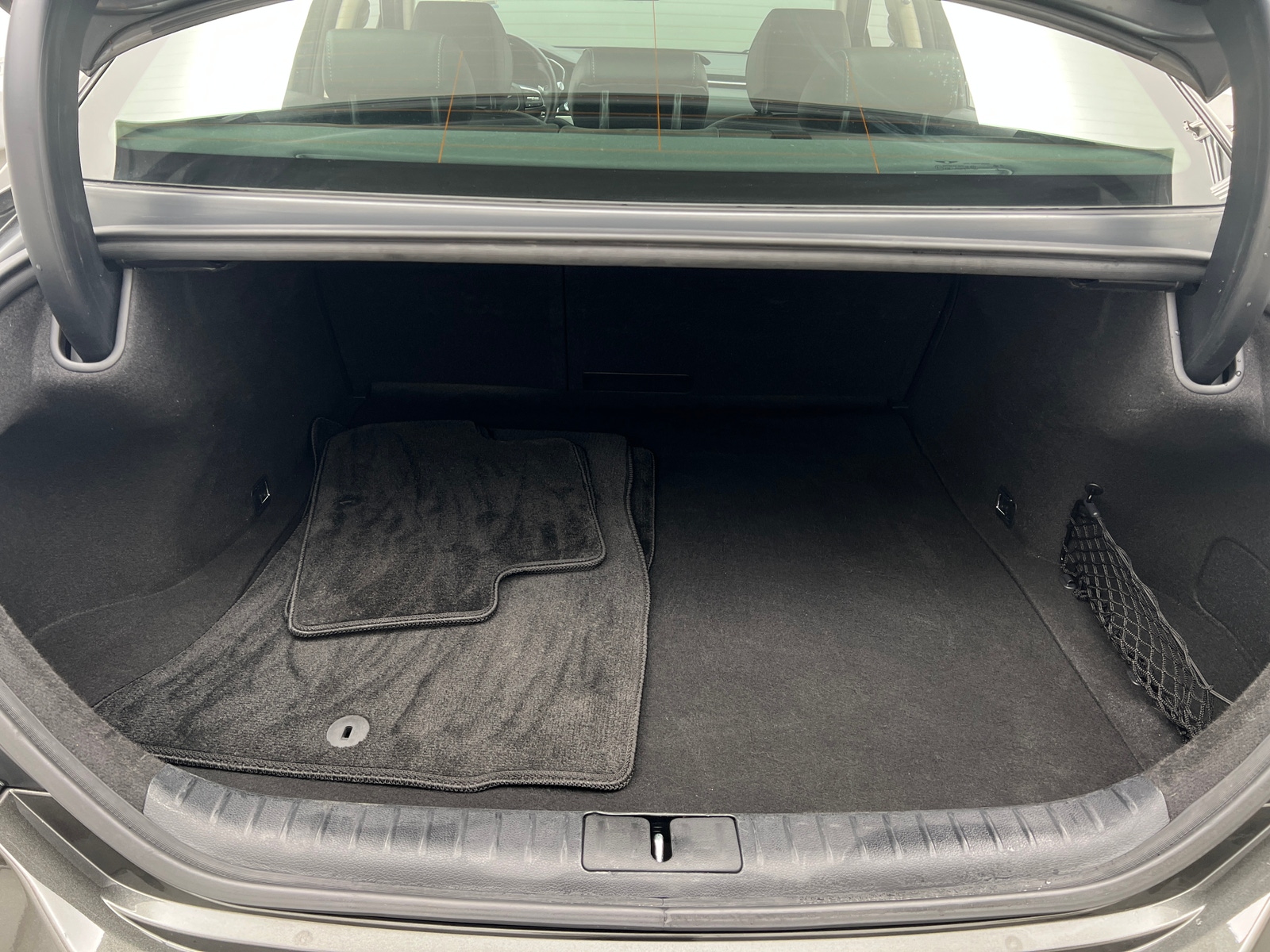 Thumbnail: 2025 Genesis G70 - 7