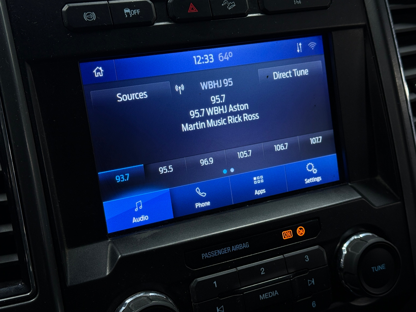 Thumbnail: 2020 Ford Econoline - 4