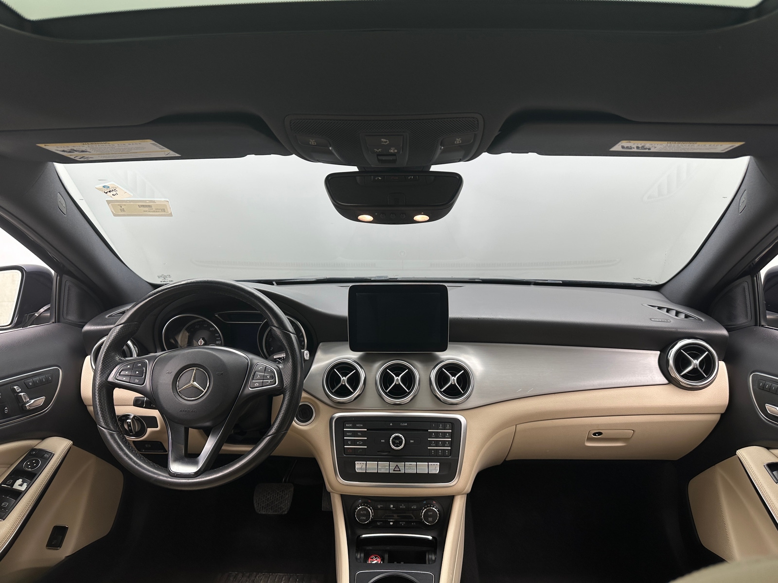 Thumbnail: 2018 Mercedes-Benz GLA - 3