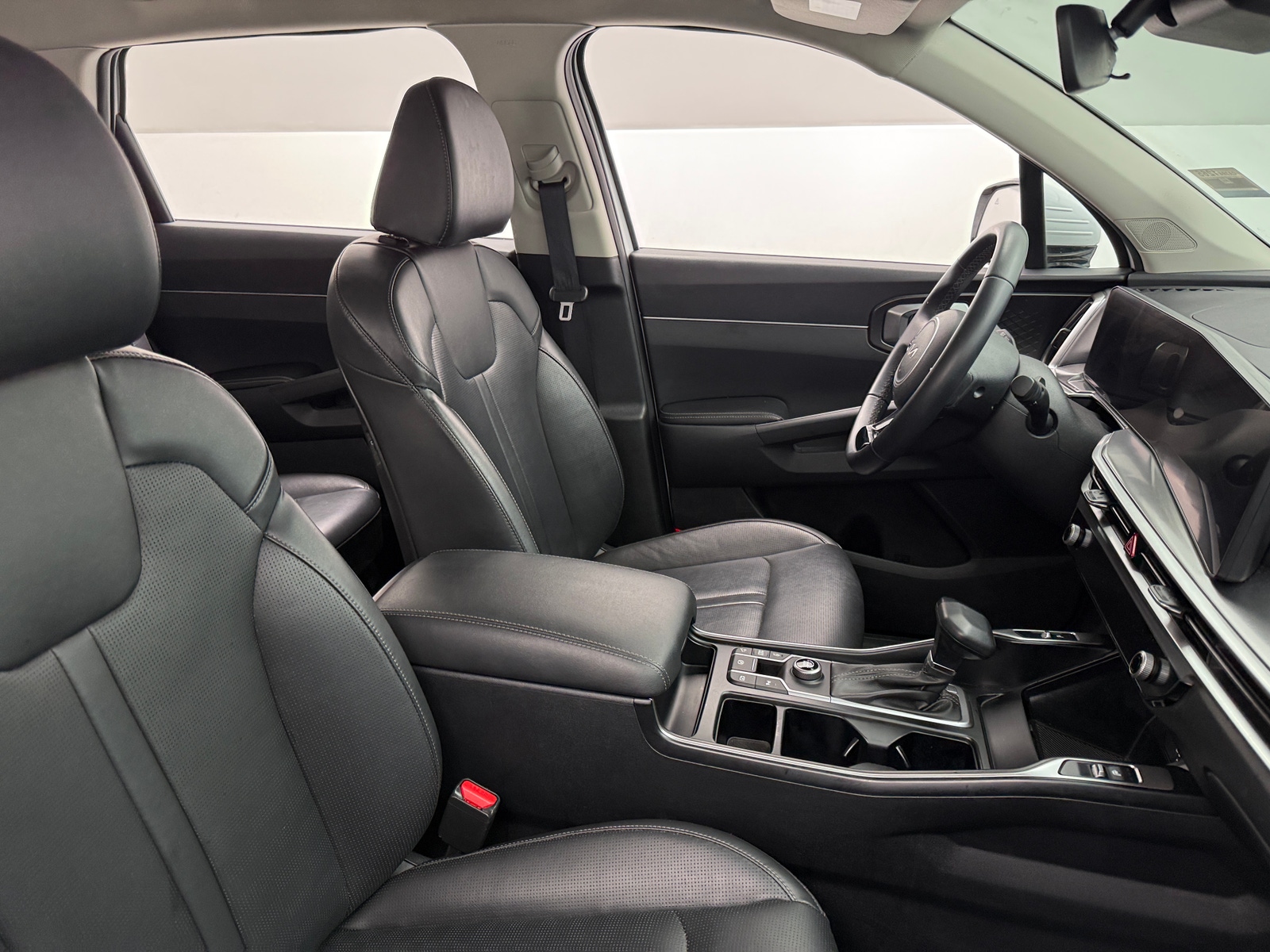 Thumbnail: 2024 Kia Sorento - 2