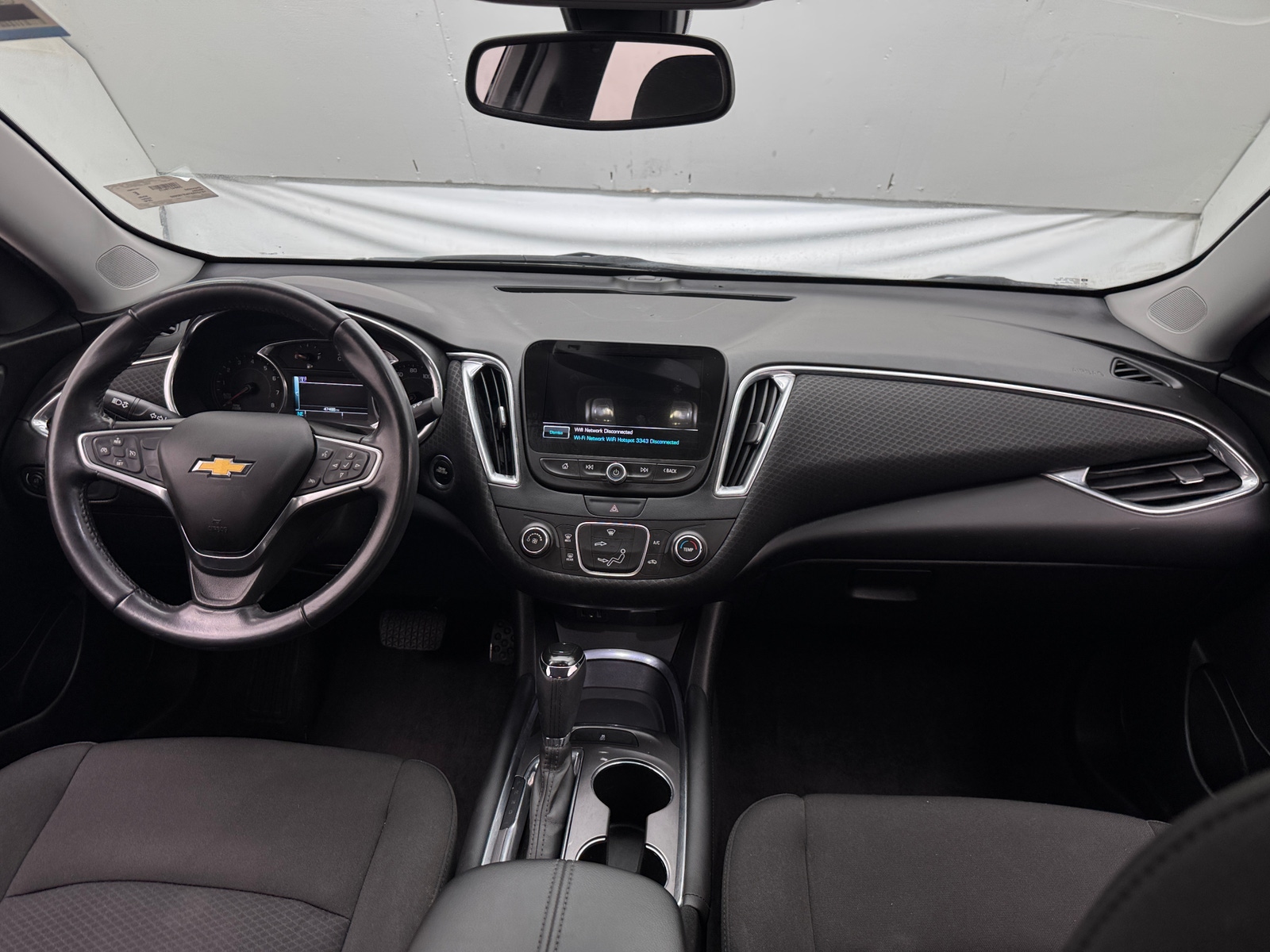 Thumbnail: 2018 Chevrolet Malibu - 3