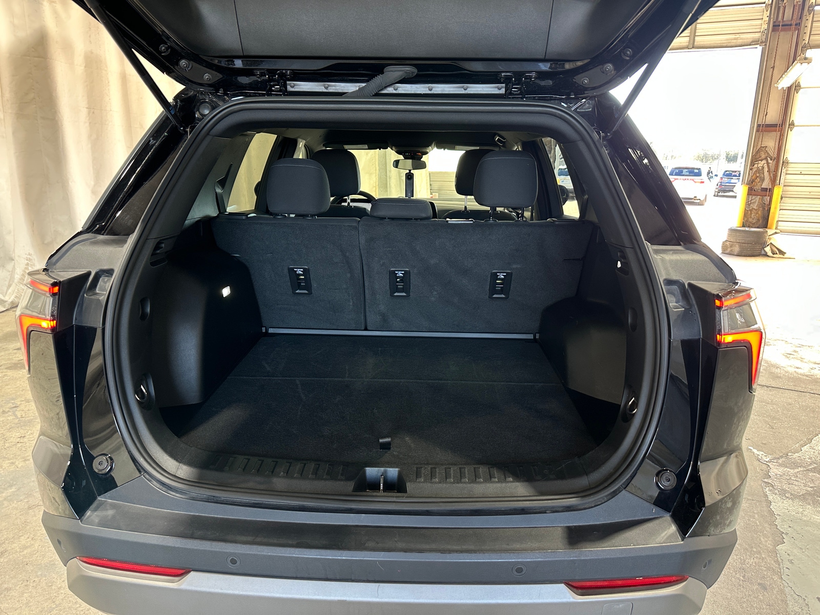 Thumbnail: 2025 Chevrolet Equinox - 7