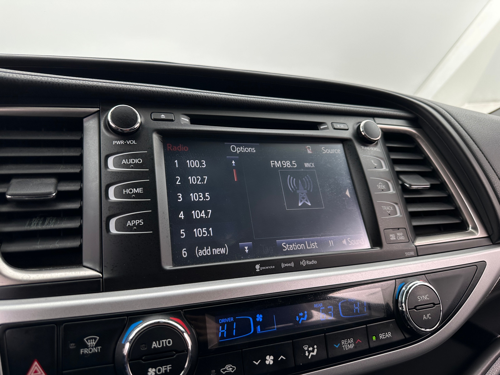 Thumbnail: 2019 Toyota Highlander - 3