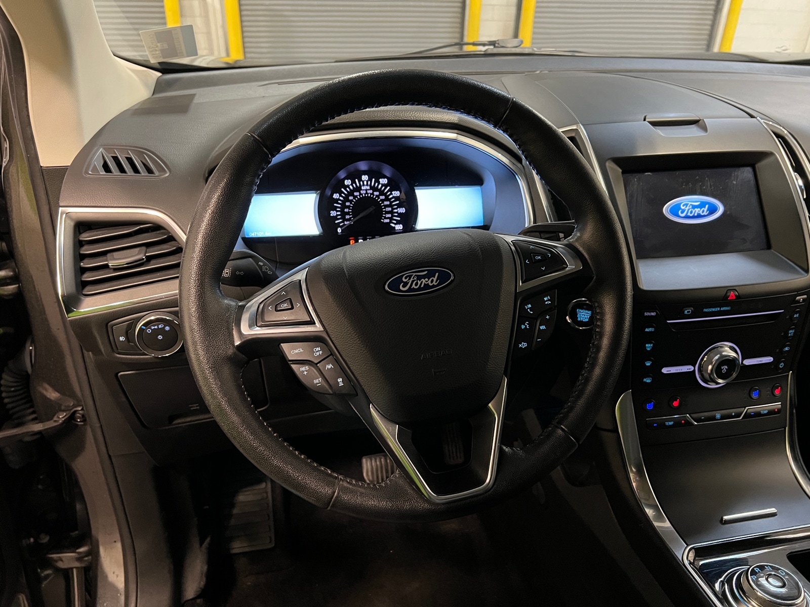 Thumbnail: 2019 Ford Edge - 4